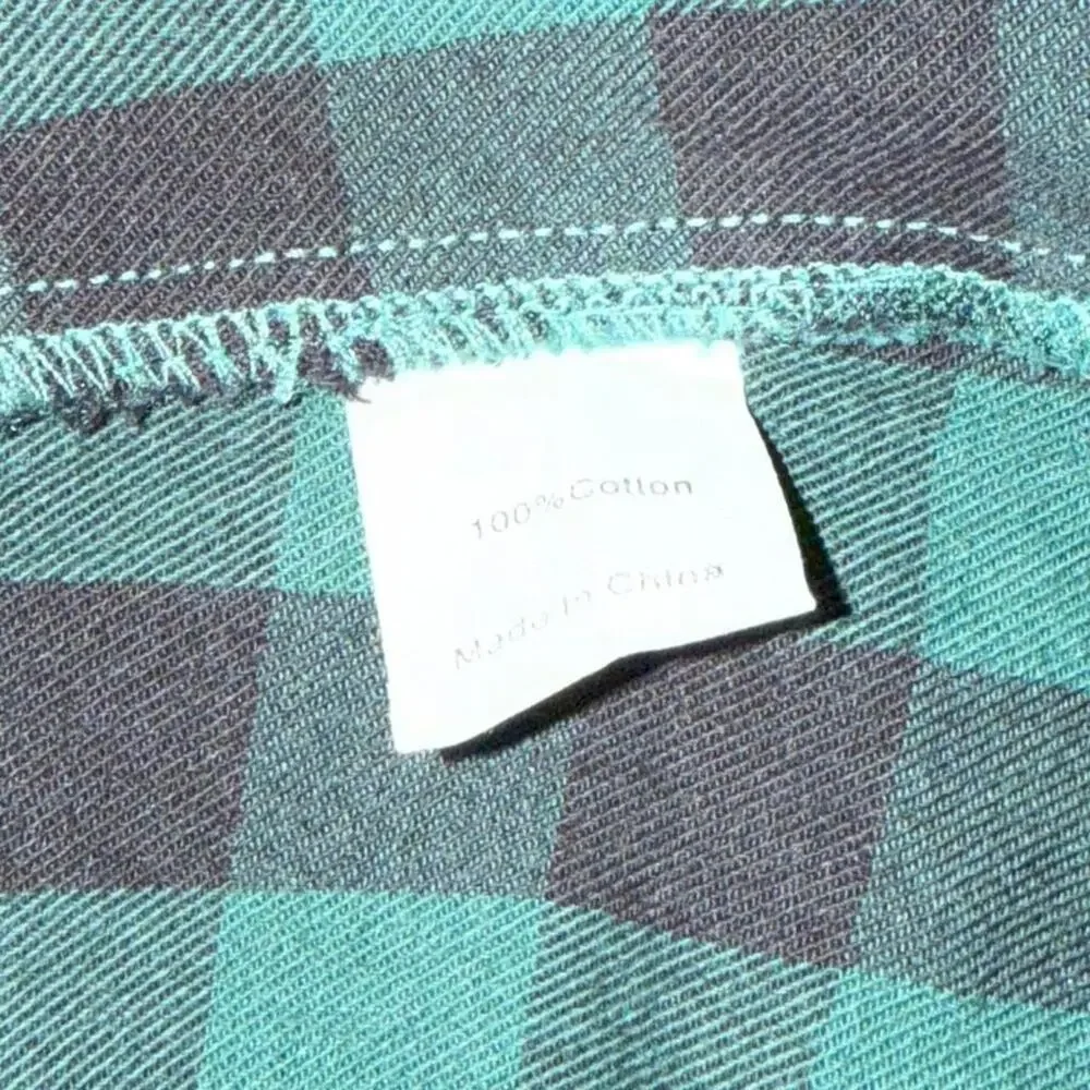 Tuckernuck Green Plaid Button-Up Shirt (sz Medium) 422